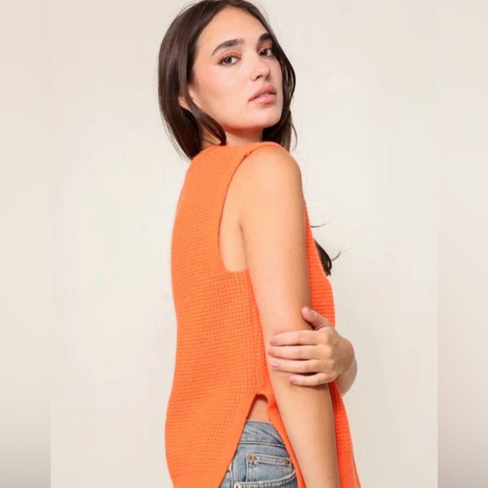 🌸.    #869-16.   Callabie Sweater top